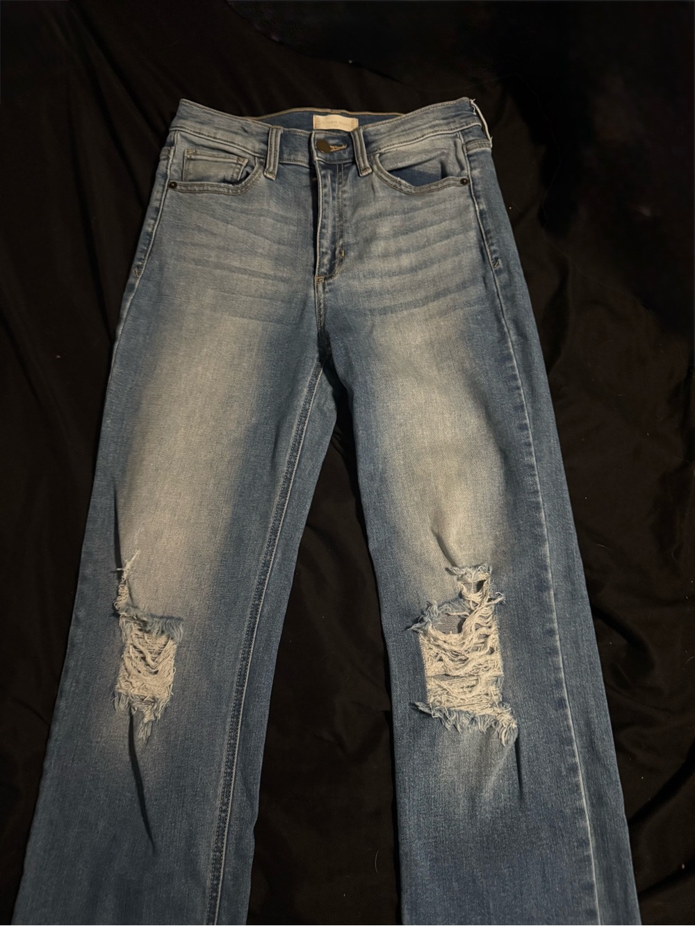 Altar’d State Distressed Ripped Straight Legged Women’s 26 Light Wash Stretch